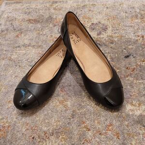 Naturalizer Dark Leather Loafers